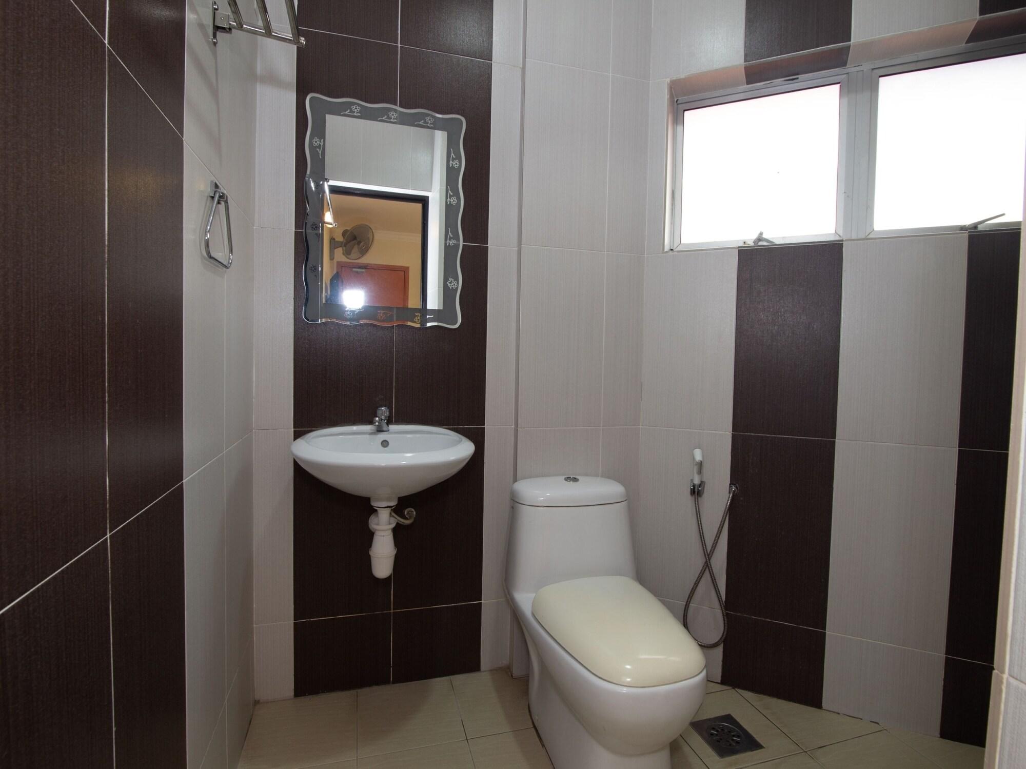Oyo 424 Kk Inn Hotel Ampang  Dış mekan fotoğraf