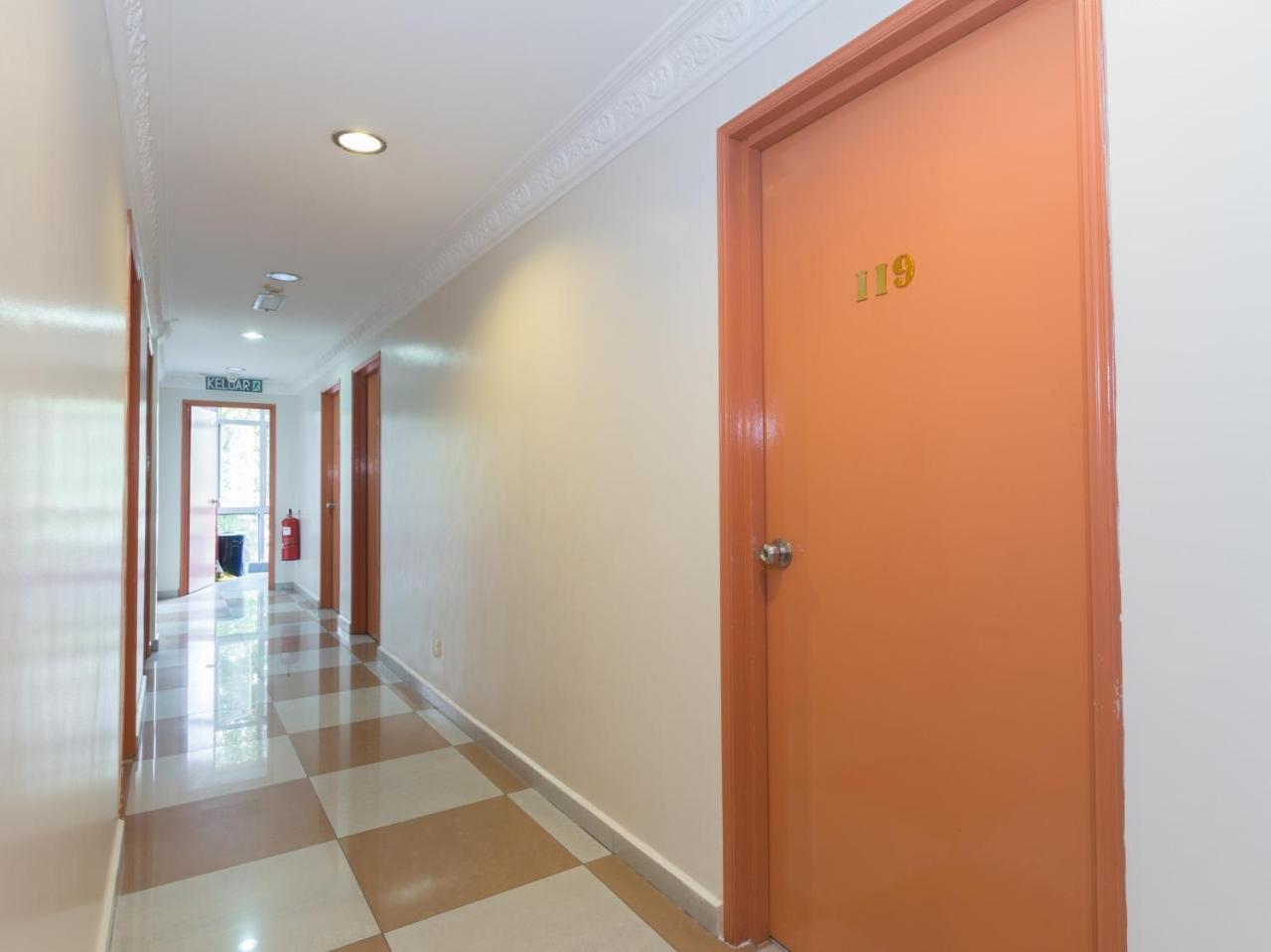 Oyo 424 Kk Inn Hotel Ampang  Dış mekan fotoğraf